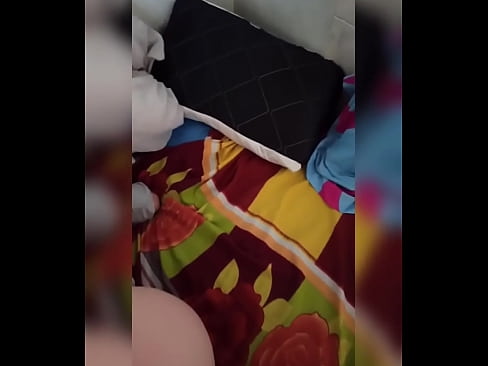 ❤️ Моя соседка остается дома одна, потому что ее муж уходит в отпуск, а я пользуюсь случаем, чтобы трахнуть ее и наполнить ее задницу молоком ❤ Секс видео у нас ️
